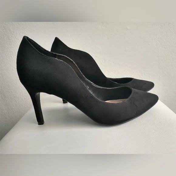 Black Suede Curved Heels_Kelly & Katie - Picture 3 of 10